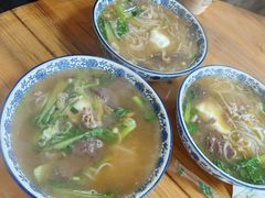 -邱芳粉店(迎宾大道旗舰店)