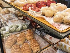 -顶东面包花园·生日蛋糕(世博店)