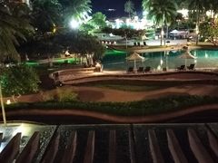 -亚龙湾希尔顿自助餐厅·海鲜·烧烤·沙滩BBQ·现场乐队