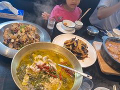-五谷丰登农家院·地道胶东菜·海鲜烧烤(威海店)