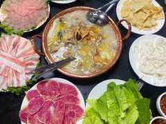 -银同牦牛肉火锅