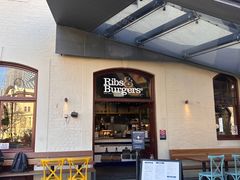 -Ribs & Burgers The Rocks