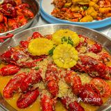 在南京！我可太爱吃龙虾啦| ᴥ•́ )✧