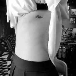 -SNOW TATTOO STUDIO