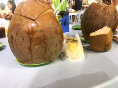 泰国香椰子-明记烧鱼美味店