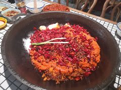 九宫格红汤锅-董眼镜火锅(洪崖洞总店)