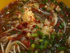 -周周辣年麻辣烫(振兴南路店)