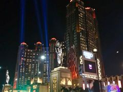 -影汇之星8字形摩天轮