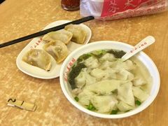 -小姜锅贴(凤凰街店)