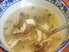 平菇肉片汤-禧福徕盆盆香川菜馆(北京市朝阳区)