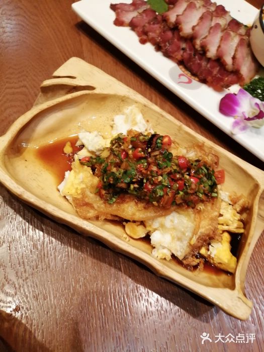 老滇山寨•云南特色菜•地方菜•民族风情歌舞表演(金碧店)凉拌荷包蛋图片