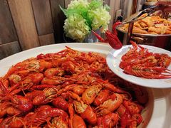 -领鲜活海鲜榴莲自助火锅(东门店)