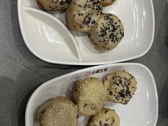 -小杨生煎(白玉兰广场店)