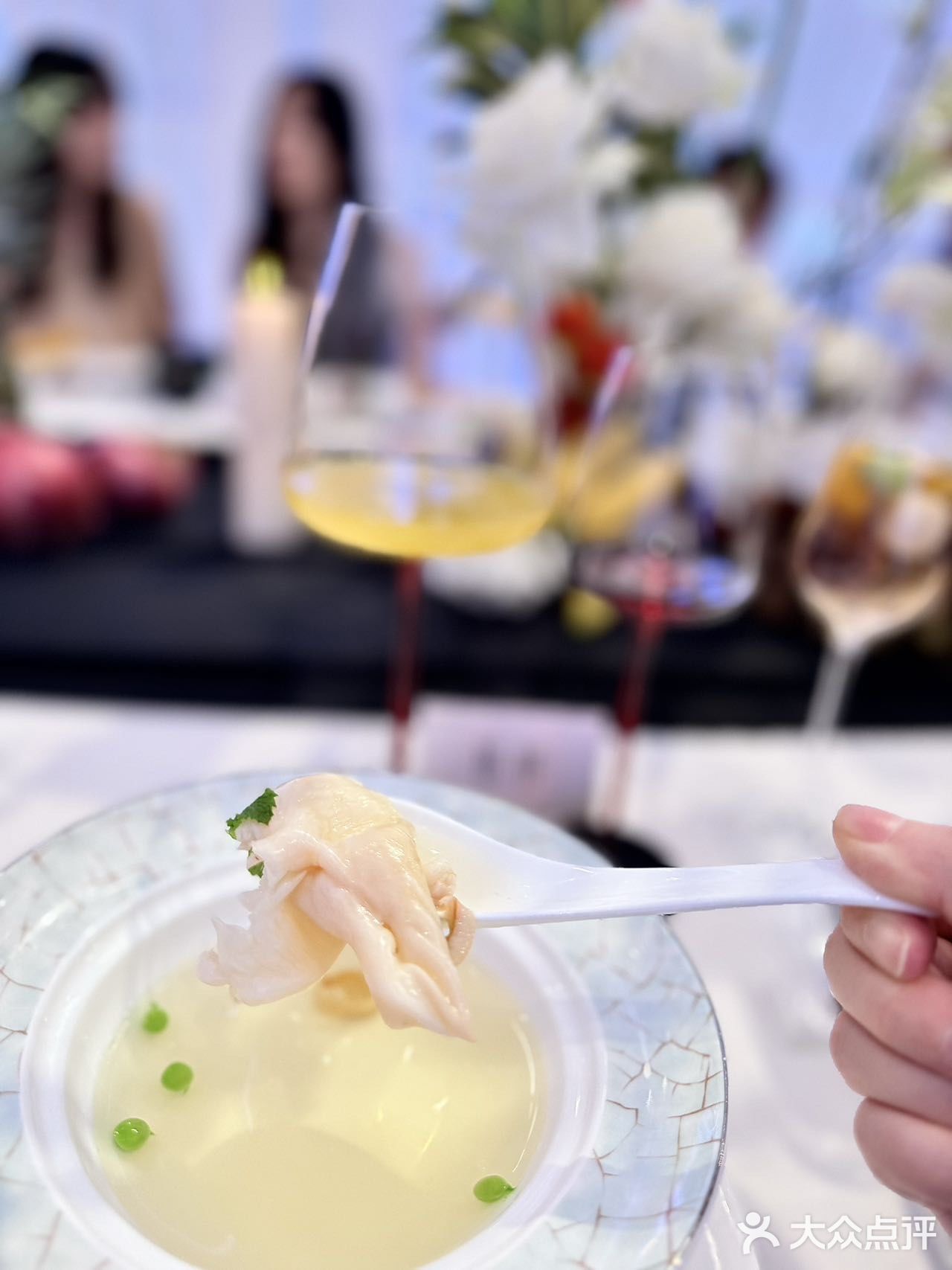 邂逅春生夏长的美味与奢华