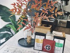 -red donkey coffee