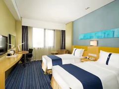 -北京临空智选假日酒店