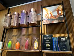 -Laderach 莱德拉(上海环贸iapm店)