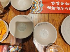 -老牌坊云南鱼豆花火锅(爱建店)