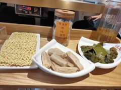 -旺龙巷重庆脆毛肚火锅·潜山扛把子店(潜山商业街店)