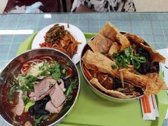 -红鼻子桂林米粉(金唐新光界店)