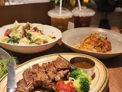 -芭莉与彩虹西餐厅(成都合生汇店)