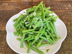 -老钟家烤羊排·敦伊阁清真餐厅胡羊焖饼