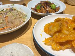 -关东小磨东北菜(上海长风大悦城店)