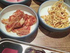 -明洞阿姨·韩式酱蟹烤肉·创意料理(三元桥店)