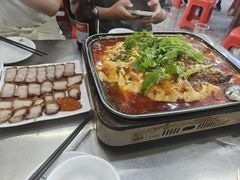 -邹胖哥好好吃餐馆(荔波美食街店)
