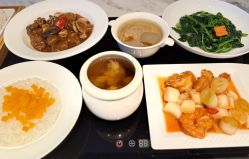 -英芬国际月子中心(岛屿度假月子·洲至奢选香岚店)