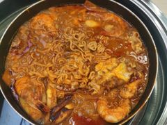 -三清洞摩西韩式年糕火锅(威高广场店)