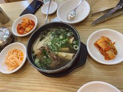 牛骨头汤-江南面屋(明洞店)