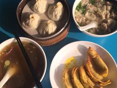 -老新隆牛肉锅贴(新街口店)