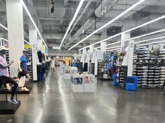 -迪卡侬(金龙湖店)