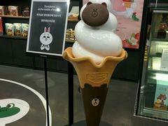 -LINE FRIENDS Garosu-gil Flagship Store