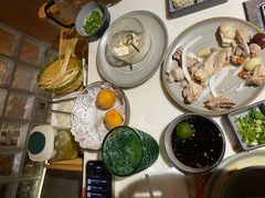 -喃喃椰·糟粕醋·椰子鸡火锅(七堡花园店)