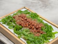 -东豪园林海鲜酒家(南港路辅路店)