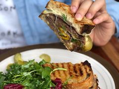 超级牛肉帕尼尼-O'mills Sourdough Bakery&Bistro(永嘉路店)