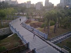 -金鸡岭桥头公园