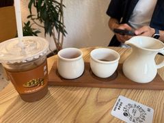 -Cafe on warm(丹霞店)