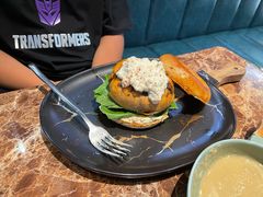 -Let'sBURGERplus·非常创意汉堡(三里屯店)