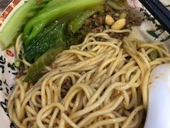 红味炸酱面-天府面庄(天平路店)