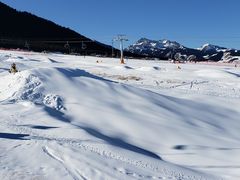 -丝绸之路山地度假区滑雪场