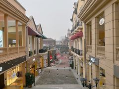 -王府井奥莱临潼小镇(临潼店)