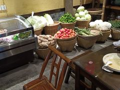 -富正毅三下锅·湘西韵味(天门山索道店)