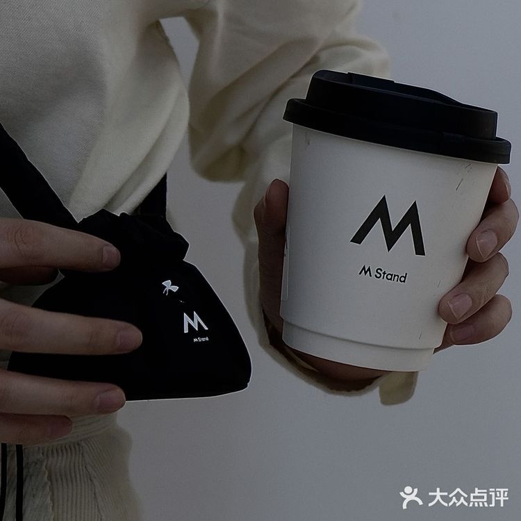 冬天到了，咖啡也要穿羽绒服哦