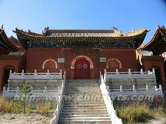 -三塔倒影公园