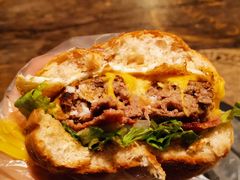 -HIGH FIVE哈福手工汉堡(桂林路店)