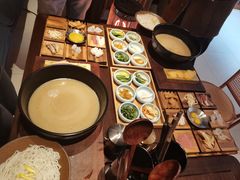 -银米·云南传统过桥米线(双廊黑金冠店)