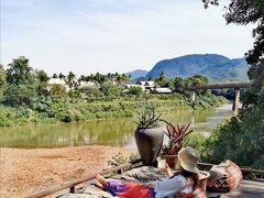 -乌托邦酒吧和餐厅